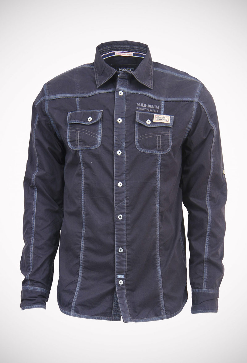 Garment dyed cotton poplin cut and sew shirt with contrast spray on seams