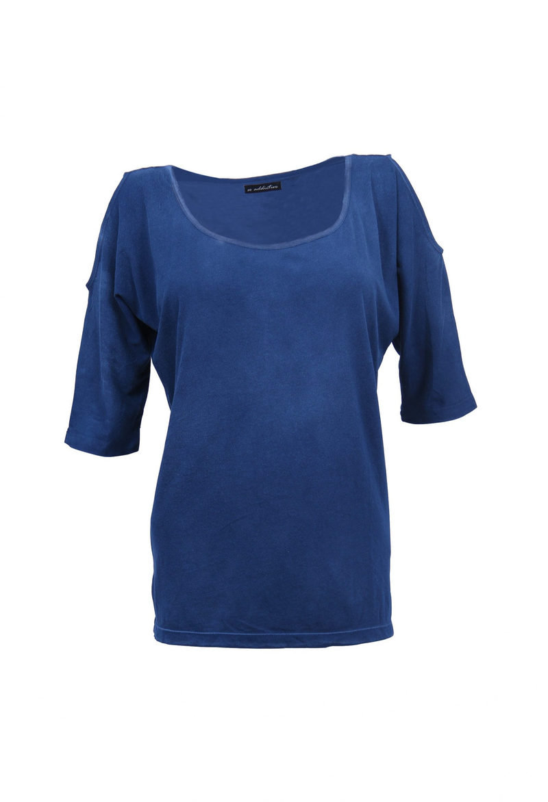 Acid washed fancy tee in 100% cotton 140 gsm jersey