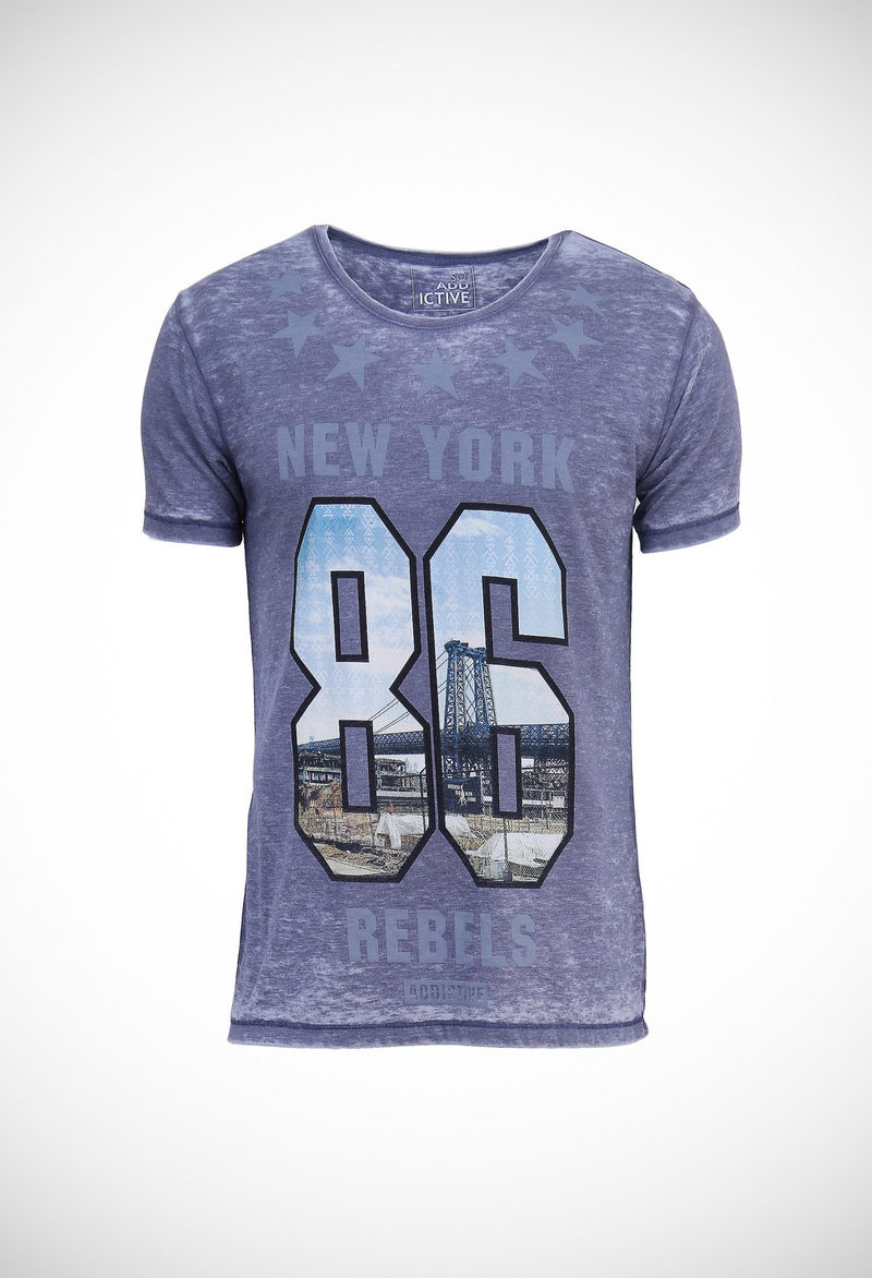 Crew neck tee with a photo print and garment burnout washed