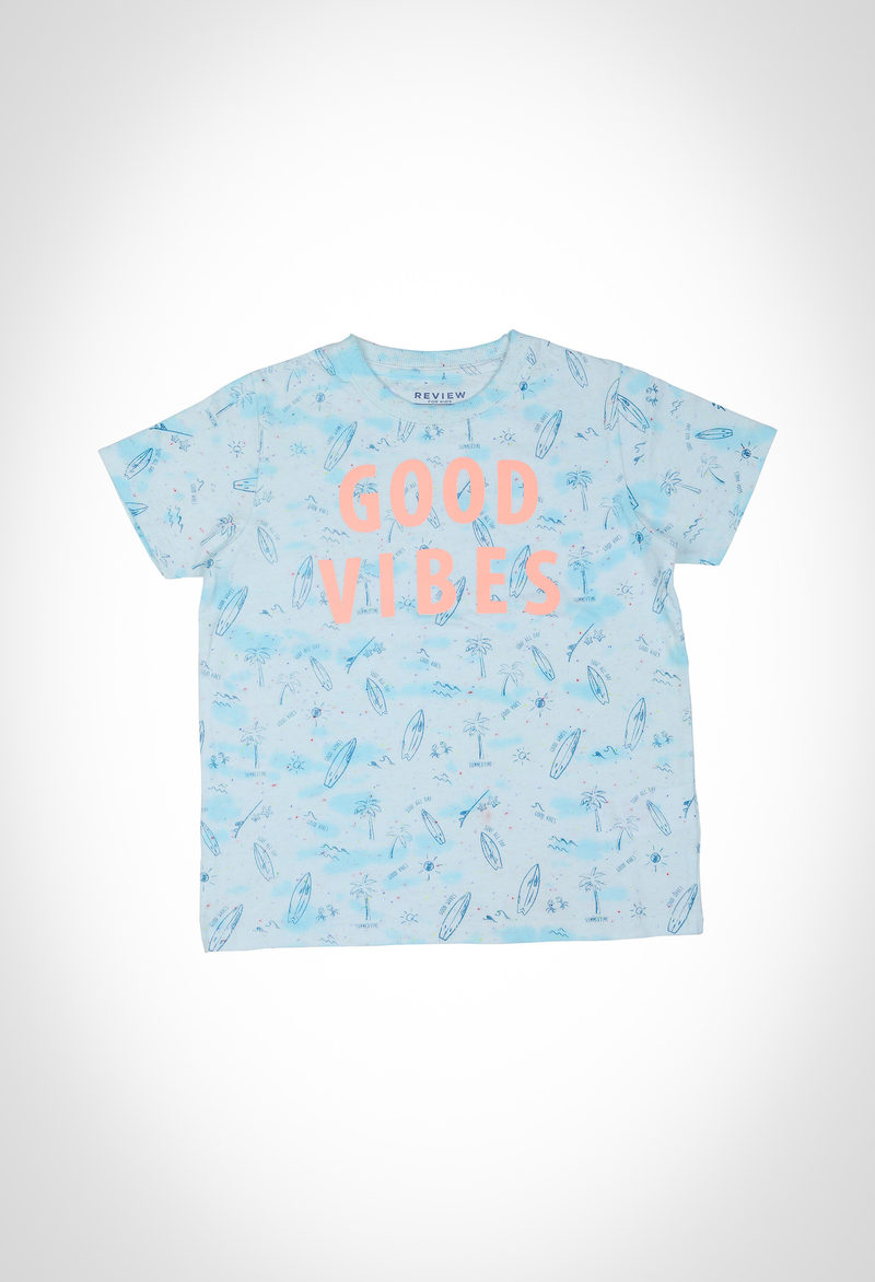 Boy’s allover printed tee with a garment tie&dye and puff print on the chest