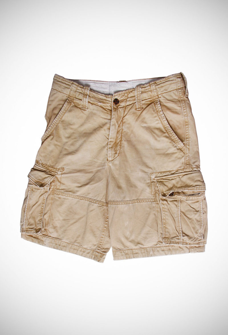Men’s cargo shorts in heavy twill